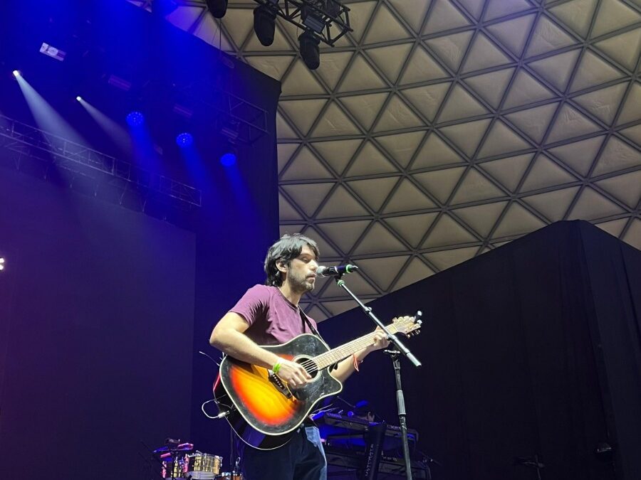 McLovin debuta en el Movistar Arena